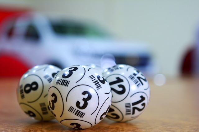 A picture of lottery balls - how to play lotto